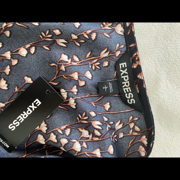 Blouse - Picture 9 of 9